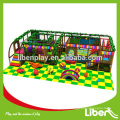 Indoor-Kletterbau mit Innen-Trampolin innen 5.LE.T6.411.020.01